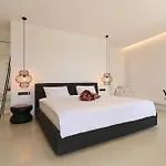 Aqua Marine Калафатис