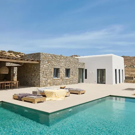 Aqua Marine Villa *